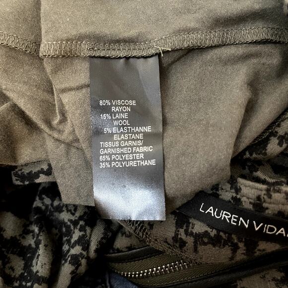 Lauren Vidal Artsy Art to Wear Blouse Tunic Top RIVA EUC Size Small - Picture 8 of 9